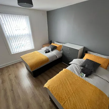 Leeds Serviced Apartment *
